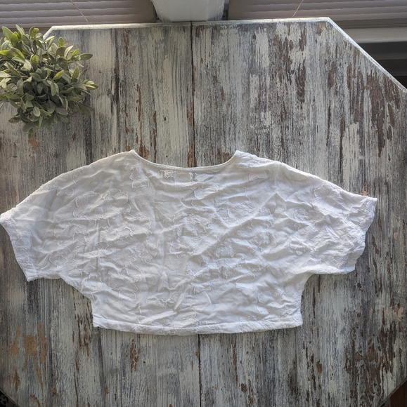 Aritzia Wilfred Blayze T-Shirt Blouse Floral White Women's Small - Picture 7 of 7